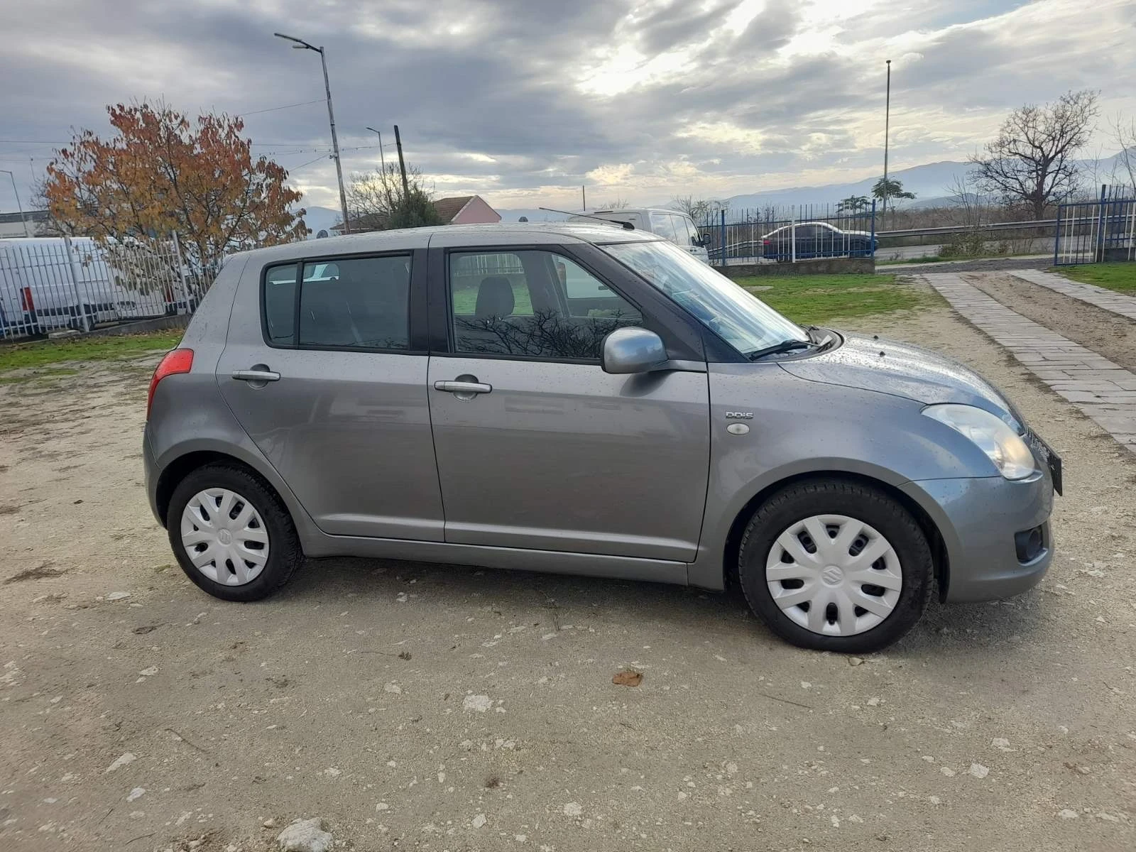 Suzuki Swift 1.3 DDIS - изображение 10