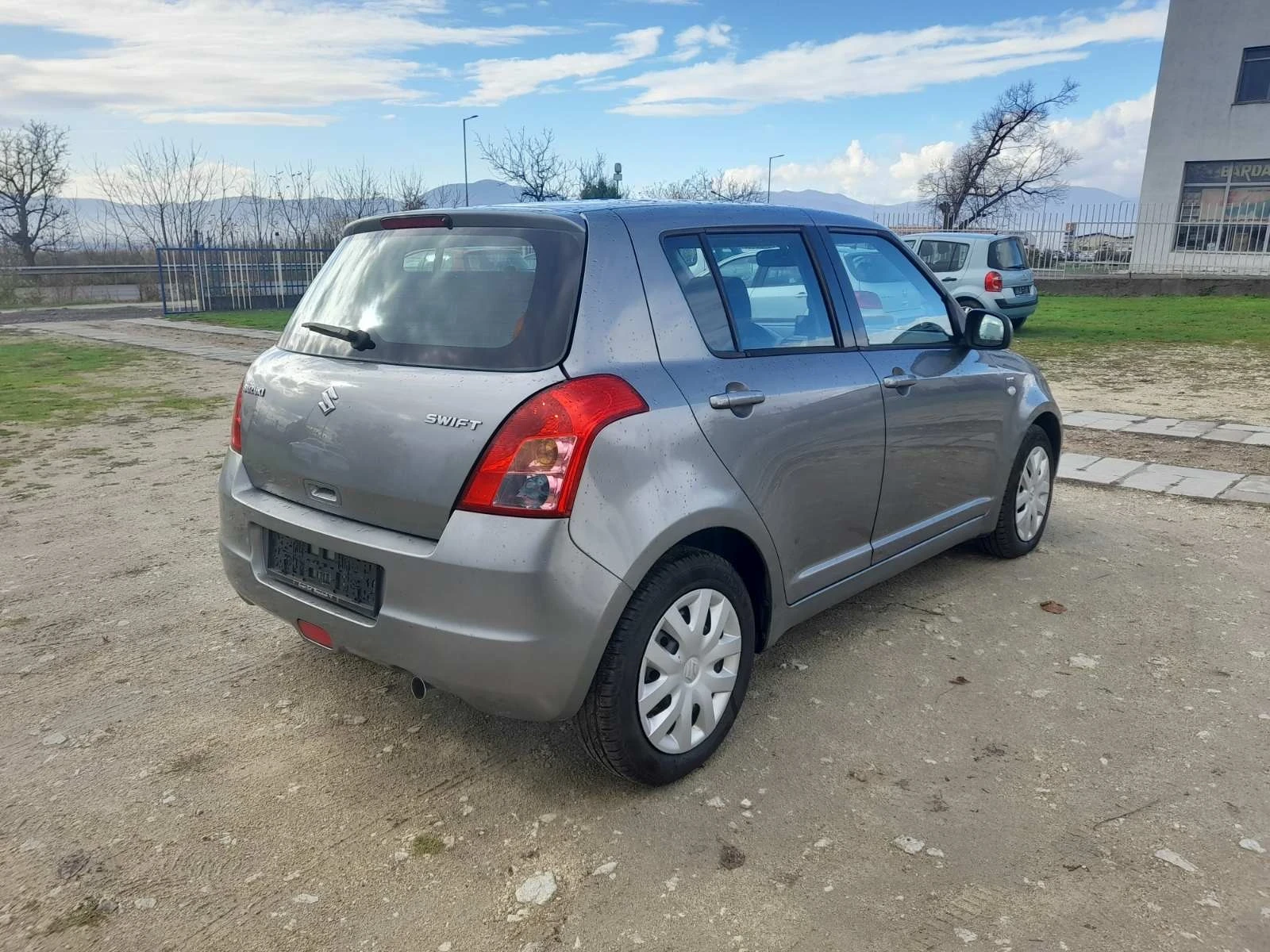 Suzuki Swift 1.3 DDIS - изображение 7