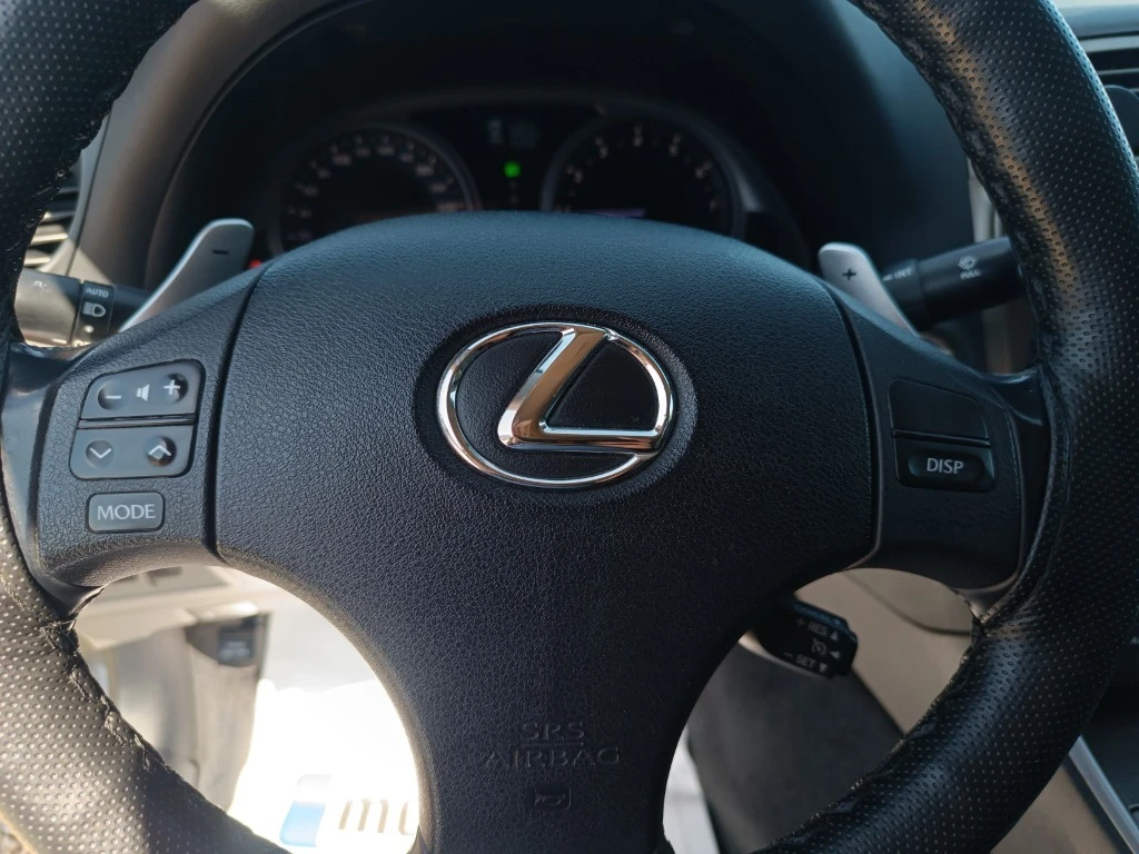 Lexus IS 250 АВТОМАТИК - изображение 10