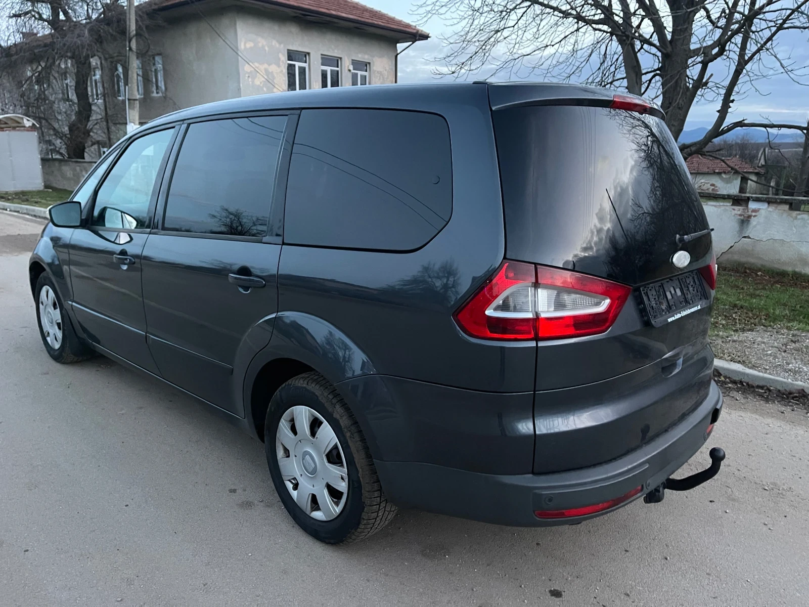 Ford Galaxy 2.0TDCI - изображение 4
