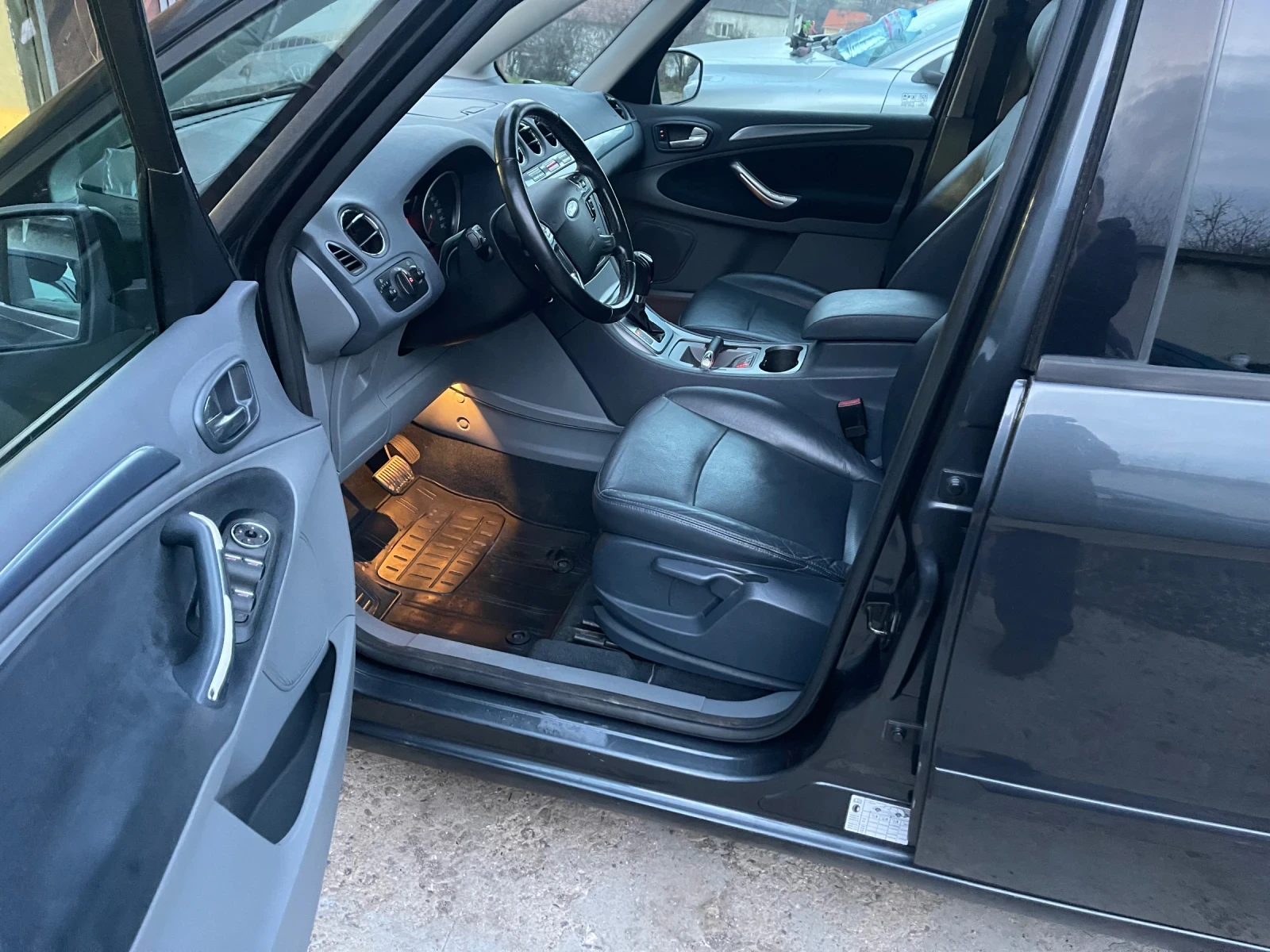 Ford Galaxy 2.0TDCI - изображение 10