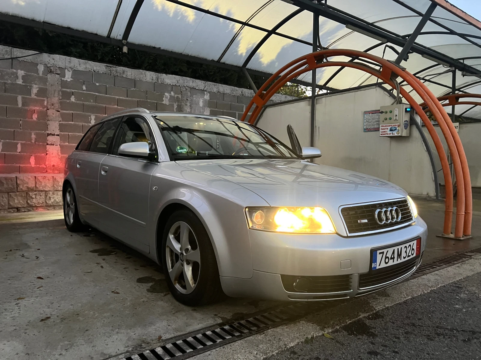 Audi A4  - изображение 2