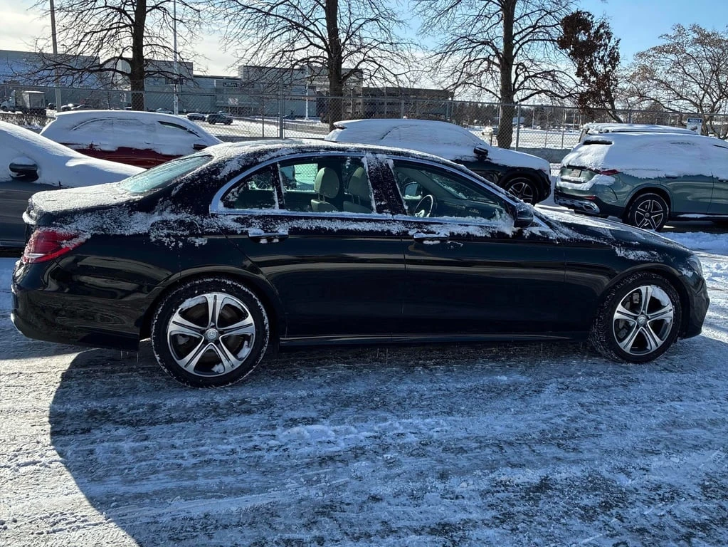 Mercedes-Benz E 400  CARFAX * ФИНАНСИРАНЕ - изображение 3