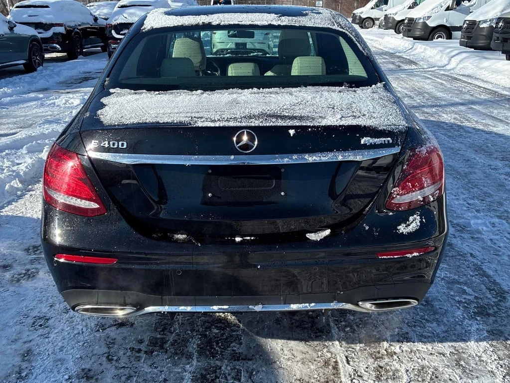 Mercedes-Benz E 400  CARFAX * ФИНАНСИРАНЕ - изображение 4