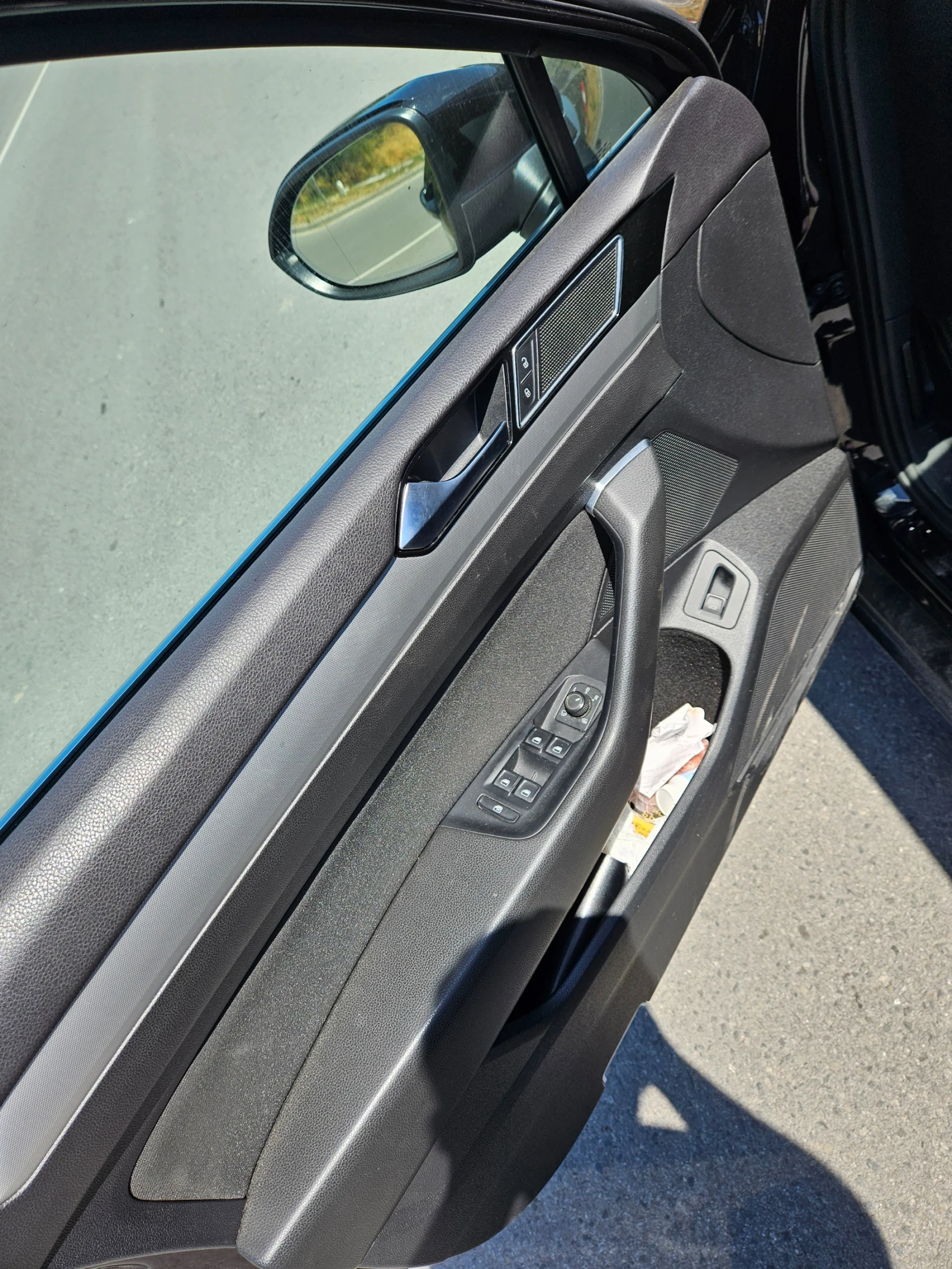 VW Passat 2.0 тди (4 Motion) , снимка 8 - Автомобили и джипове - 53806698