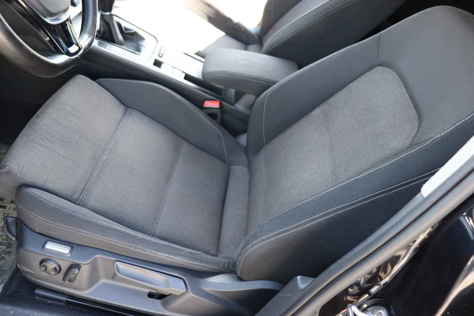 VW Passat 2.0 тди (4 Motion) , снимка 10 - Автомобили и джипове - 53806698