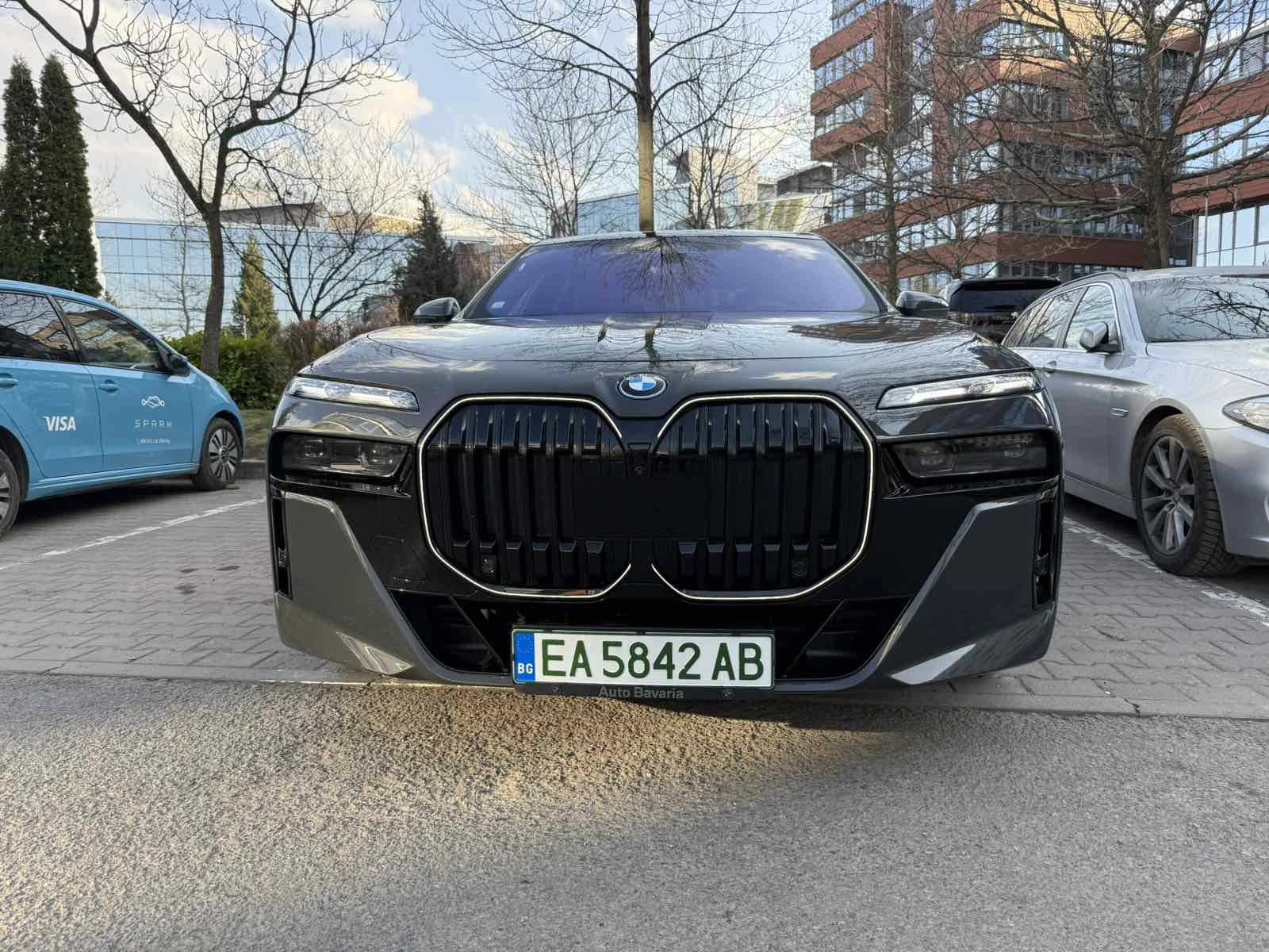 BMW i7