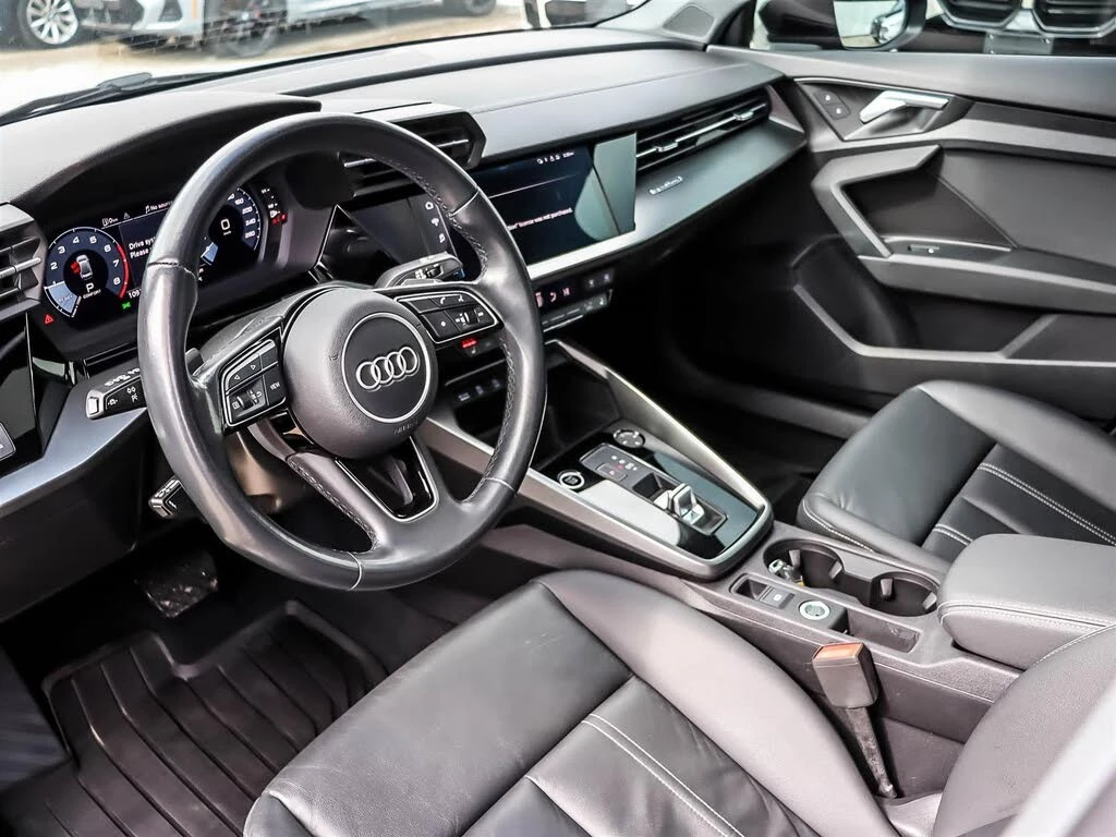 Audi A3 40 TFSI* Komfort* АвтоКредит* (ЦЕНА ДО БГ), снимка 6 - Автомобили и джипове - 54001757