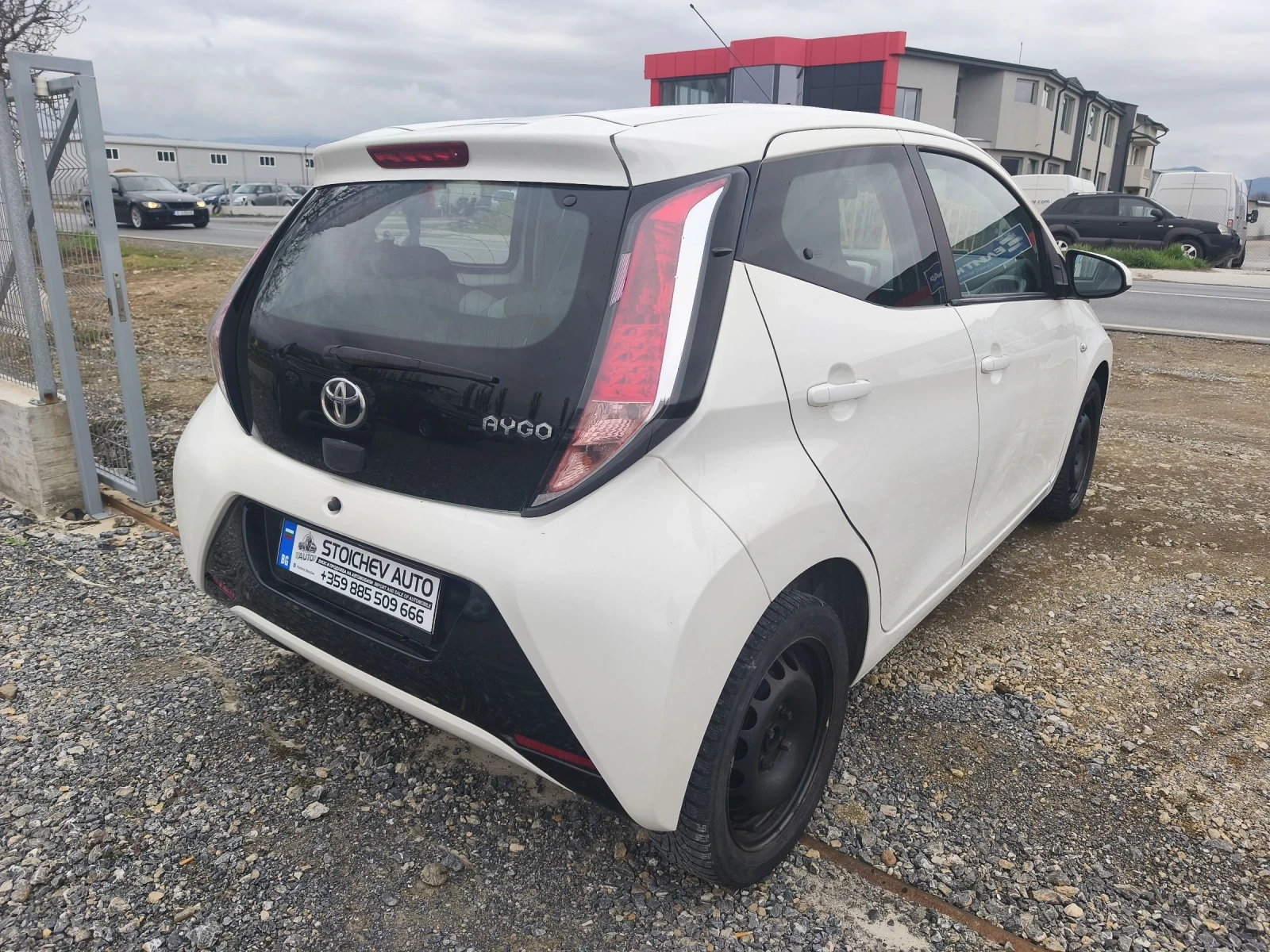 Toyota Aygo, снимка 7 - Автомобили и джипове - 54164125