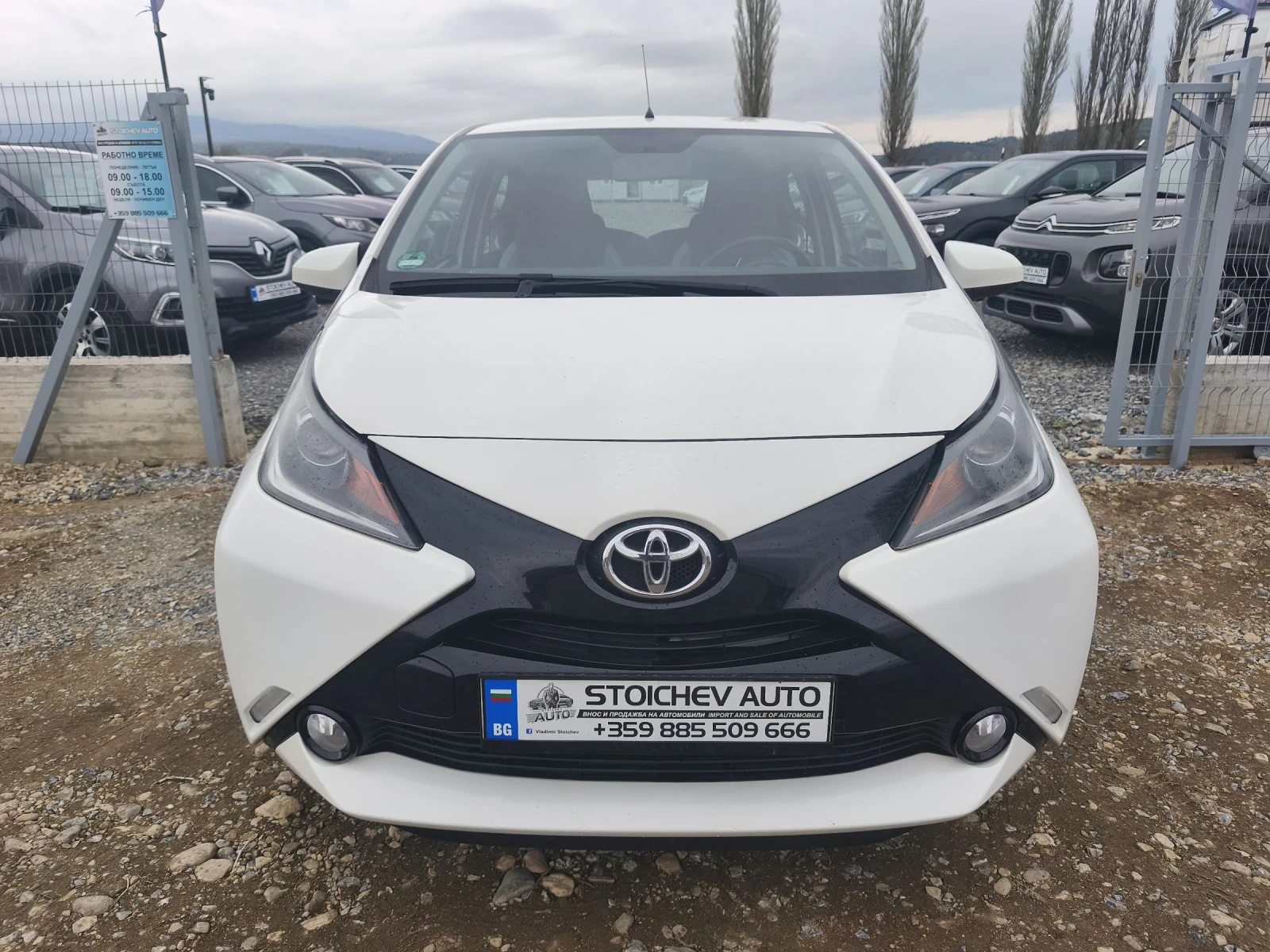 Toyota Aygo, снимка 2 - Автомобили и джипове - 54164125