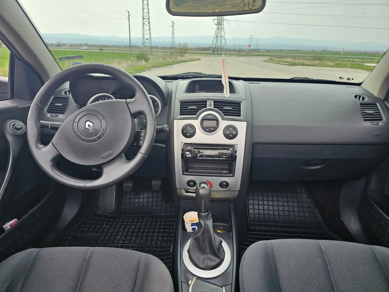 Renault Megane KARMANN 1.6 CC, снимка 9 - Автомобили и джипове - 54179370