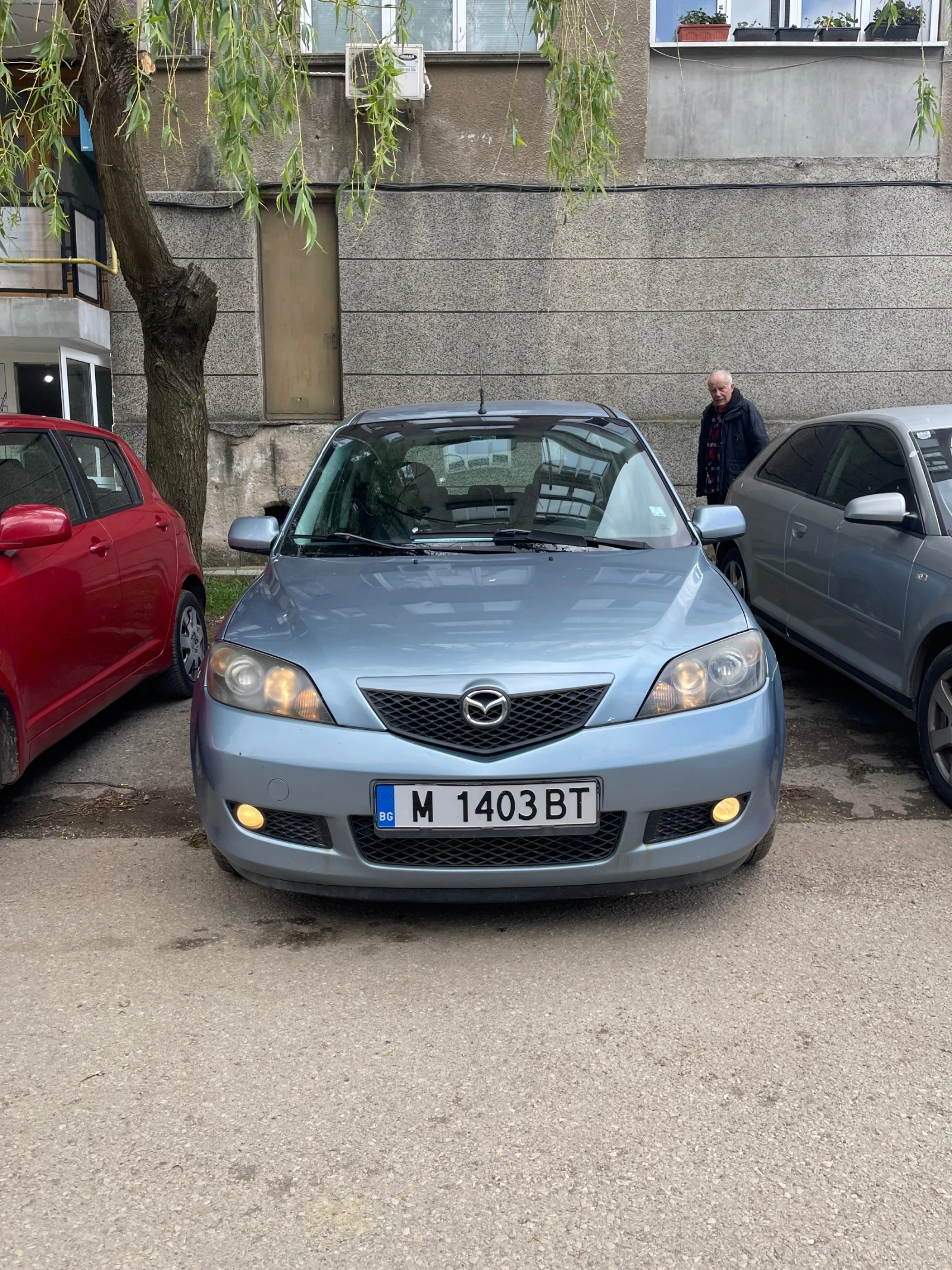 Mazda 2 1.4 Бензин, снимка 2 - Автомобили и джипове - 54398146