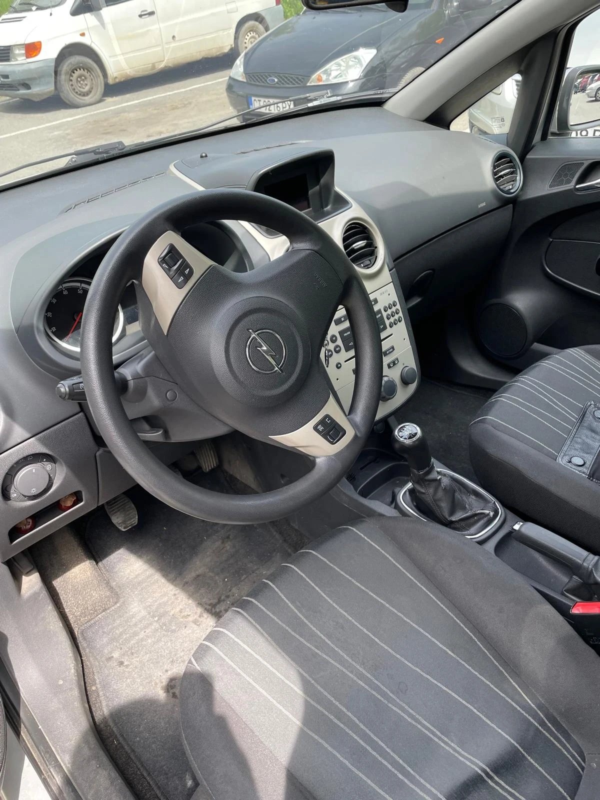 Opel Corsa, снимка 4 - Автомобили и джипове - 54525266