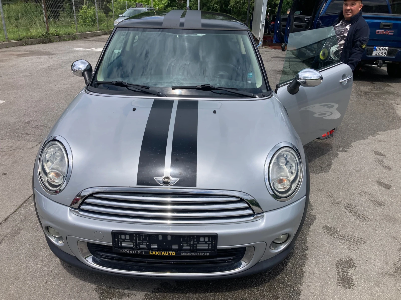 Mini One 1.6 Benzin Evro 5 , снимка 14 - Автомобили и джипове - 54652411