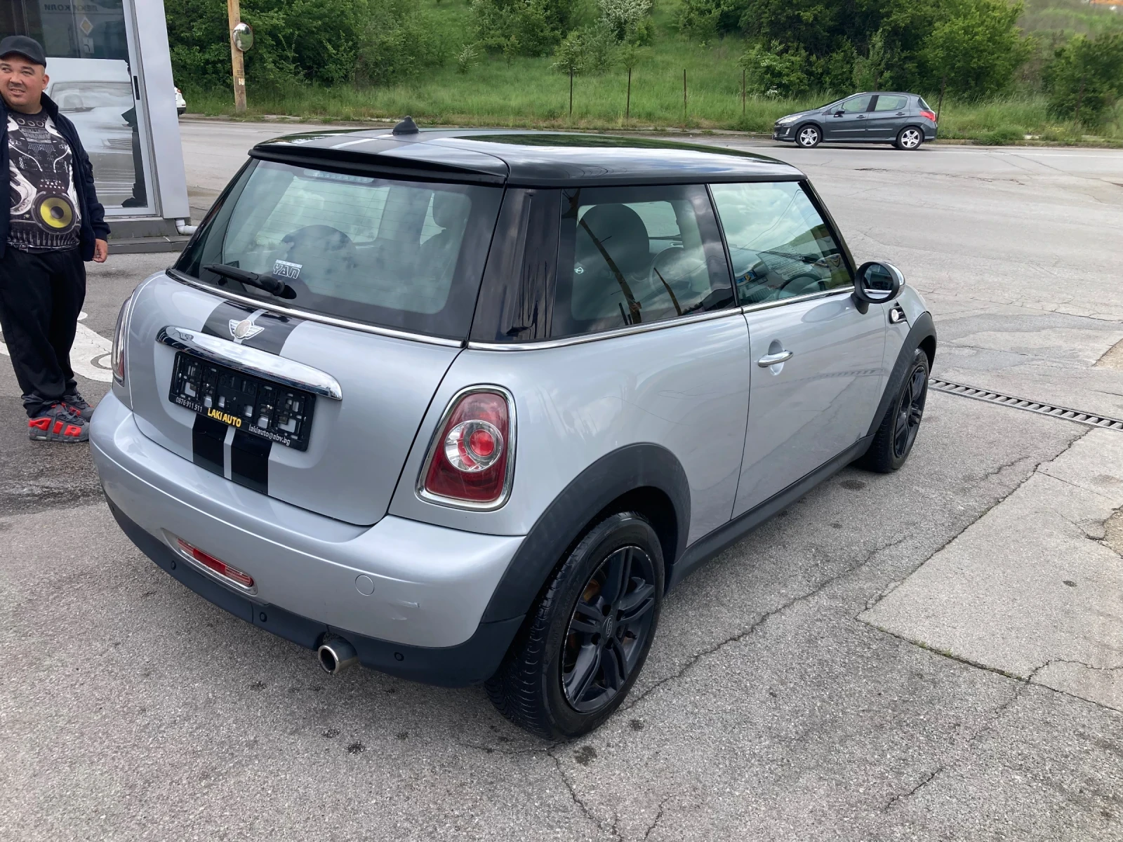 Mini One 1.6 Benzin Evro 5 , снимка 3 - Автомобили и джипове - 54652411