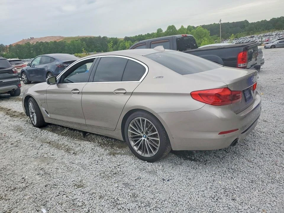 BMW 530, снимка 2 - Автомобили и джипове - 54744924