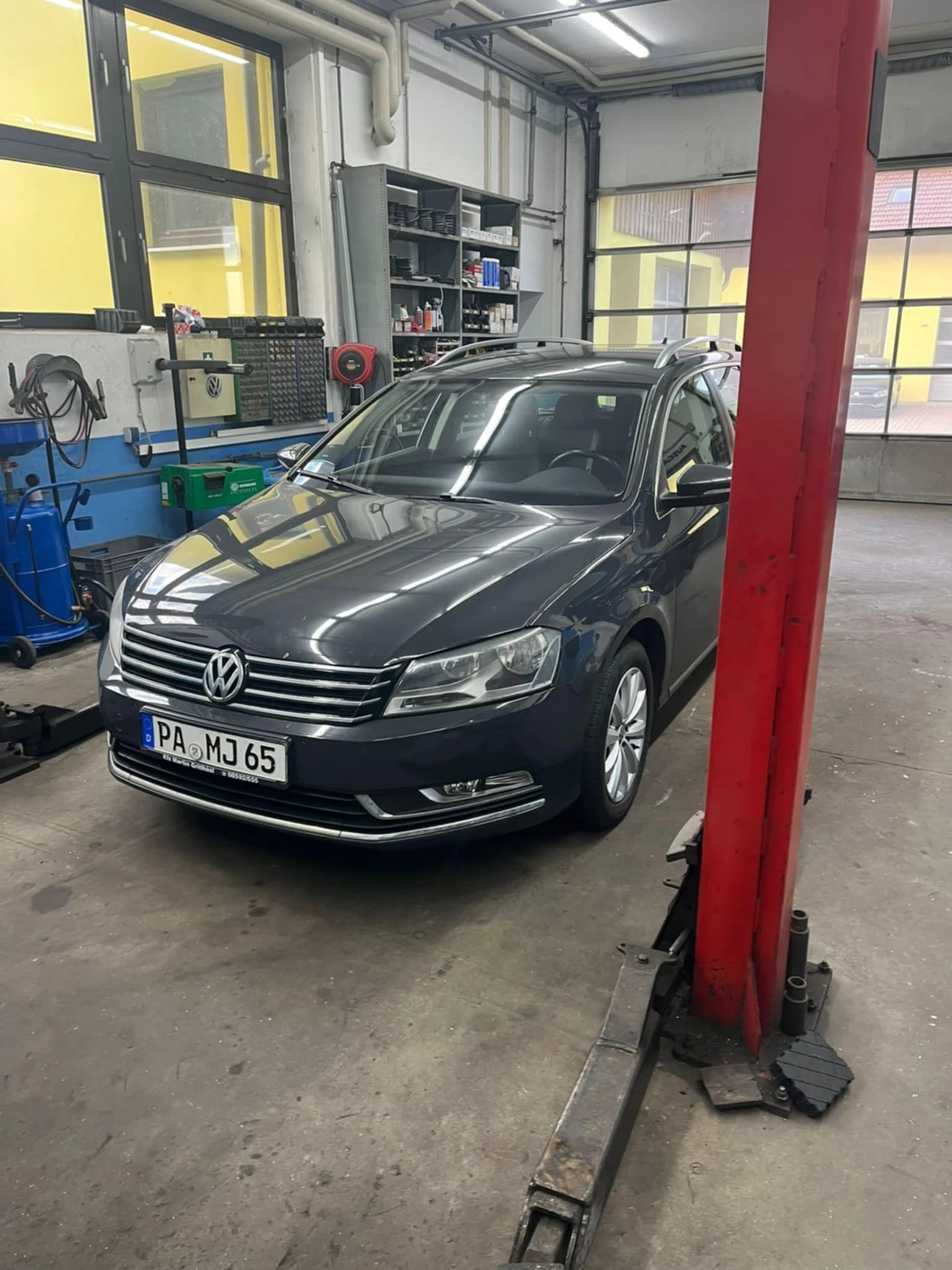 VW Passat 2.0 TDI Variant, снимка 2 - Автомобили и джипове - 54824050
