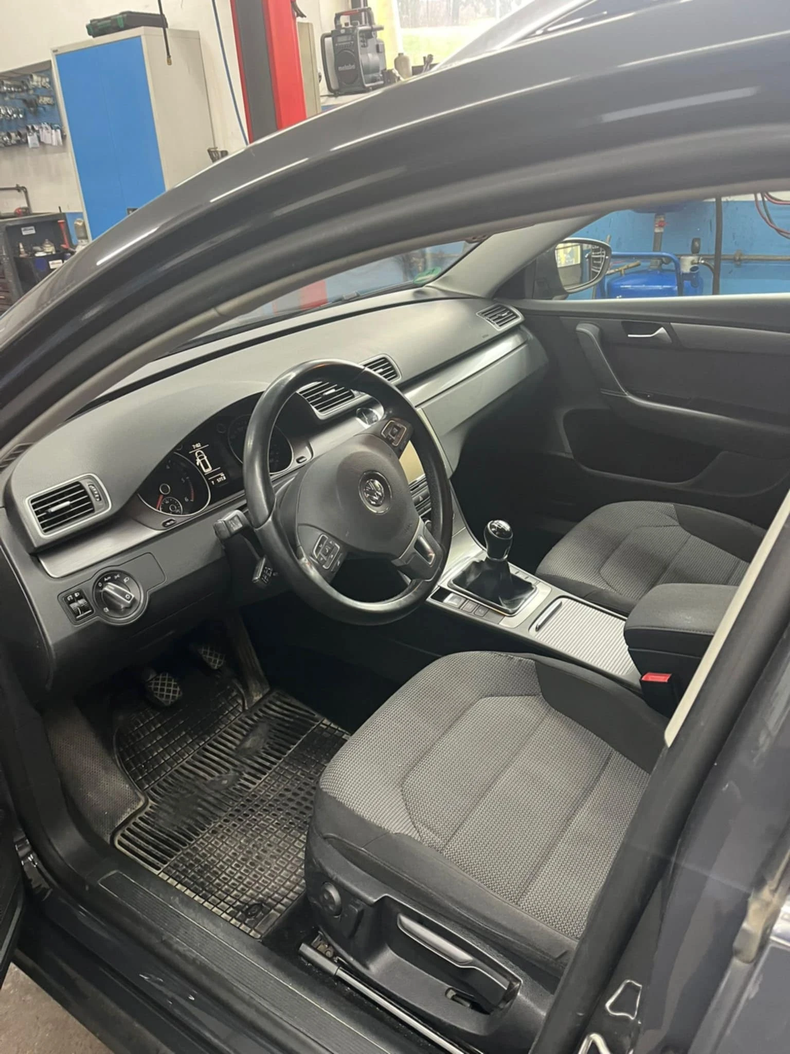 VW Passat 2.0 TDI Variant, снимка 5 - Автомобили и джипове - 54824050