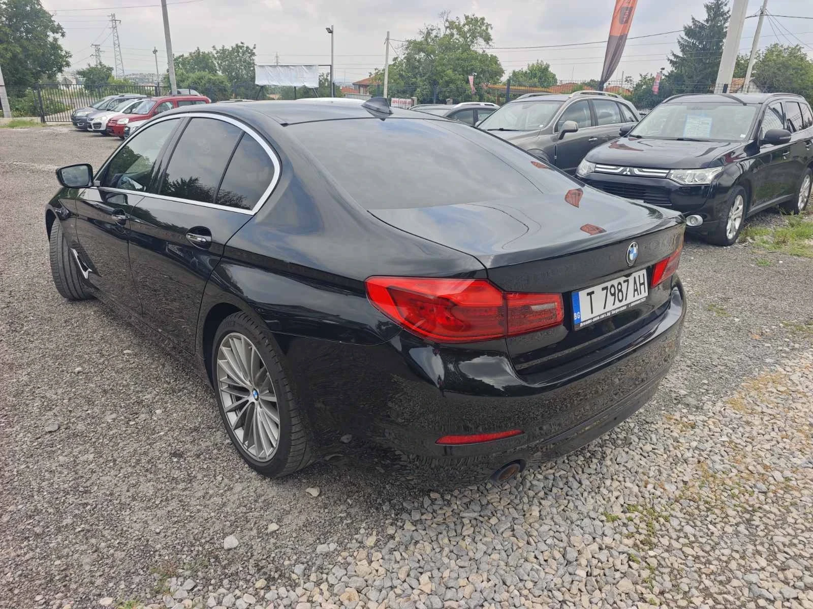 BMW 530 XDriveSportLine, снимка 5 - Автомобили и джипове - 55144462