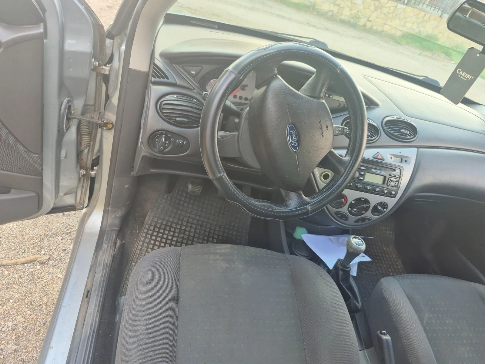Ford Focus 1.6, снимка 8 - Автомобили и джипове - 55396124