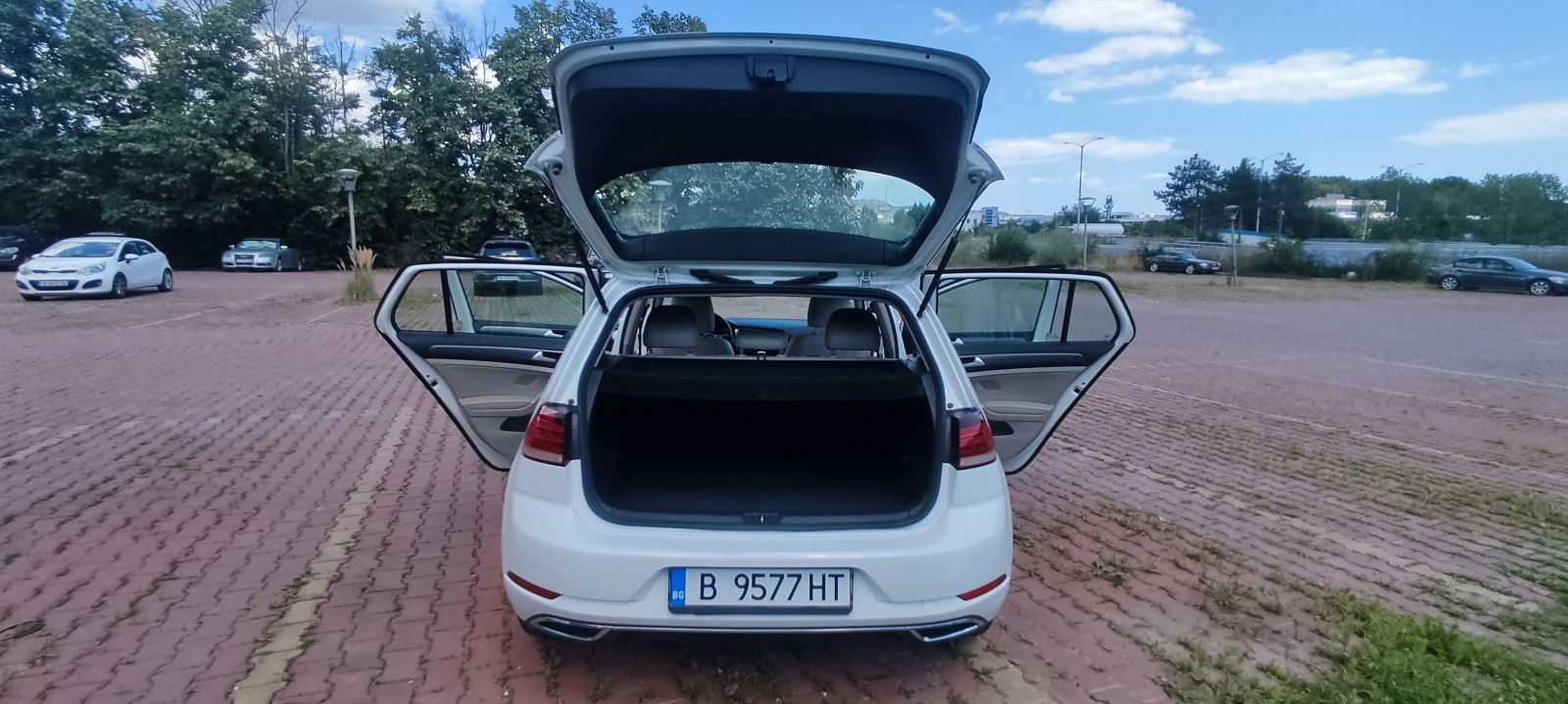VW Golf 7.5 Facelift , снимка 5 - Автомобили и джипове - 55428091