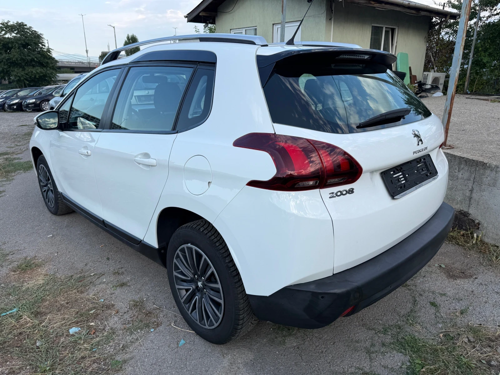 Peugeot 2008 1.6 HDI -Face, снимка 4 - Автомобили и джипове - 55947980