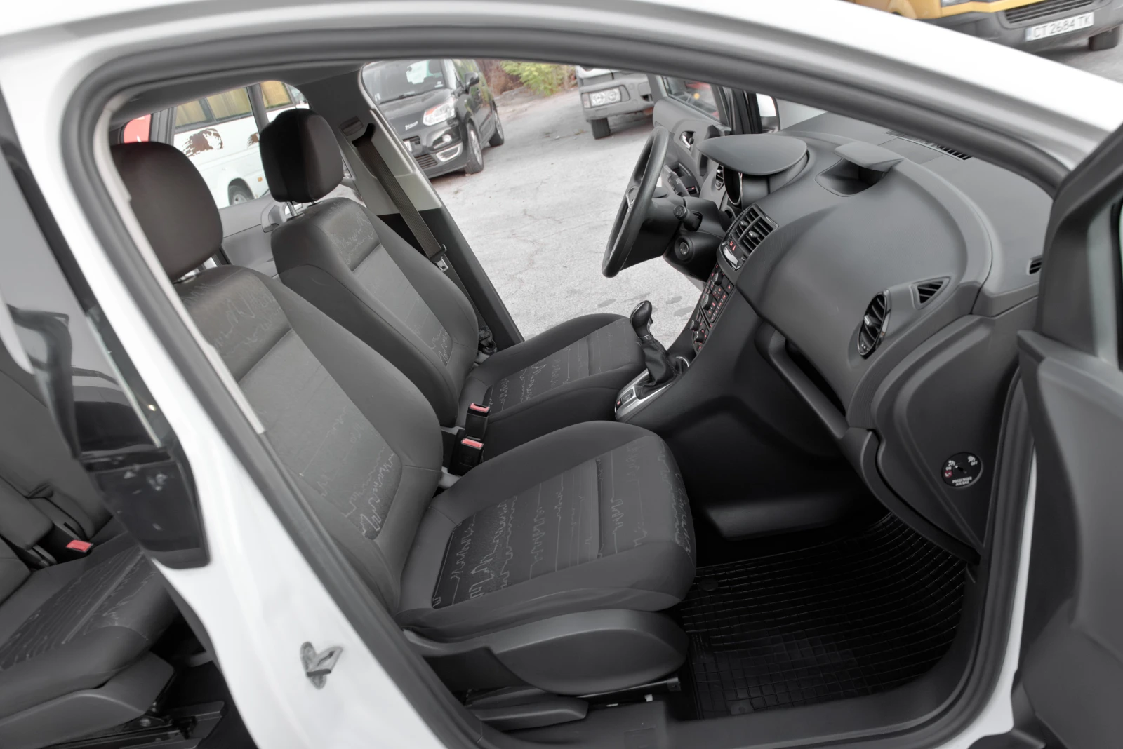 Opel Meriva 1.4i - СЕРВИЗНА ИСТОРИЯ, снимка 10 - Автомобили и джипове - 56000007