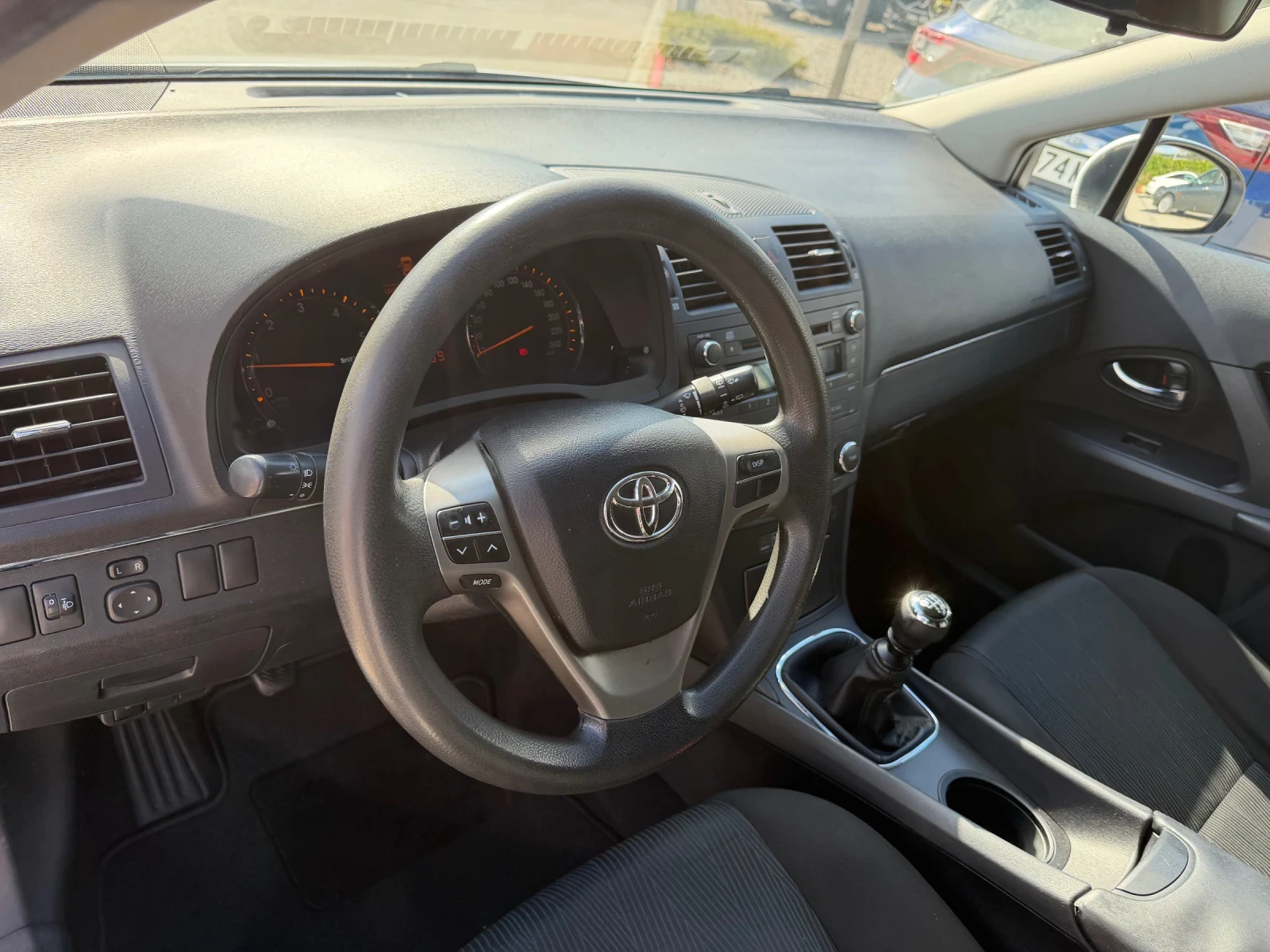 Toyota Avensis 2.0D4d 126к.с 6ск. , снимка 7 - Автомобили и джипове - 56212983
