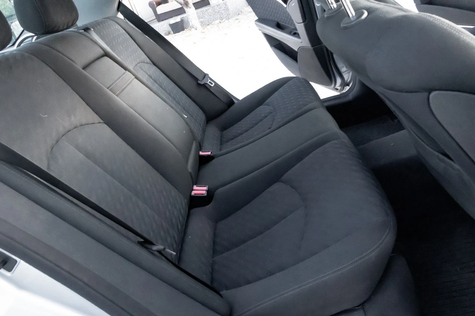 Mercedes-Benz E 200  2. 2cdi 136kc. 6ck. | Mobile.bg � ����������� 12