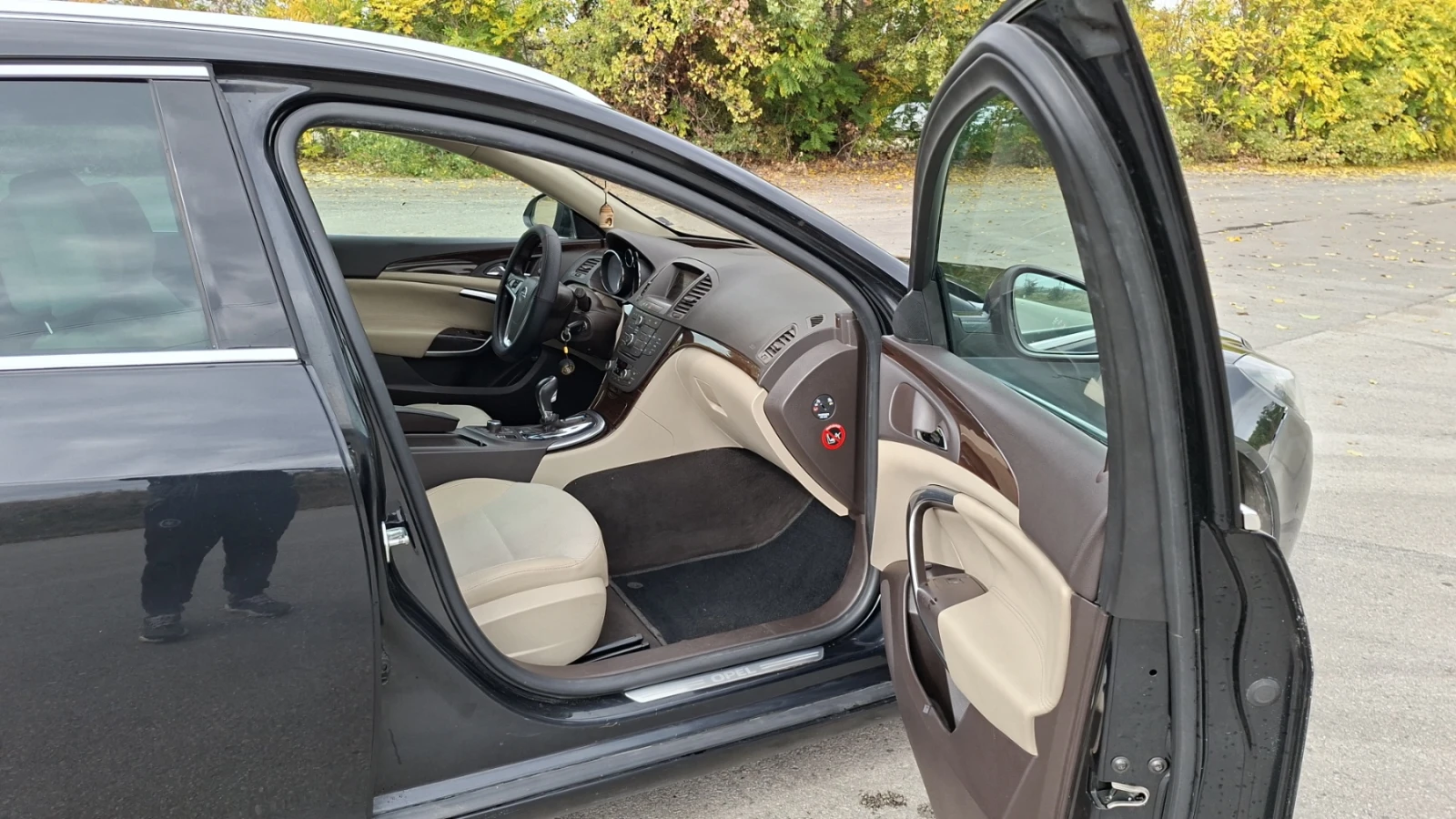 Opel Insignia 2.0CDTI, снимка 10 - Автомобили и джипове - 56524894