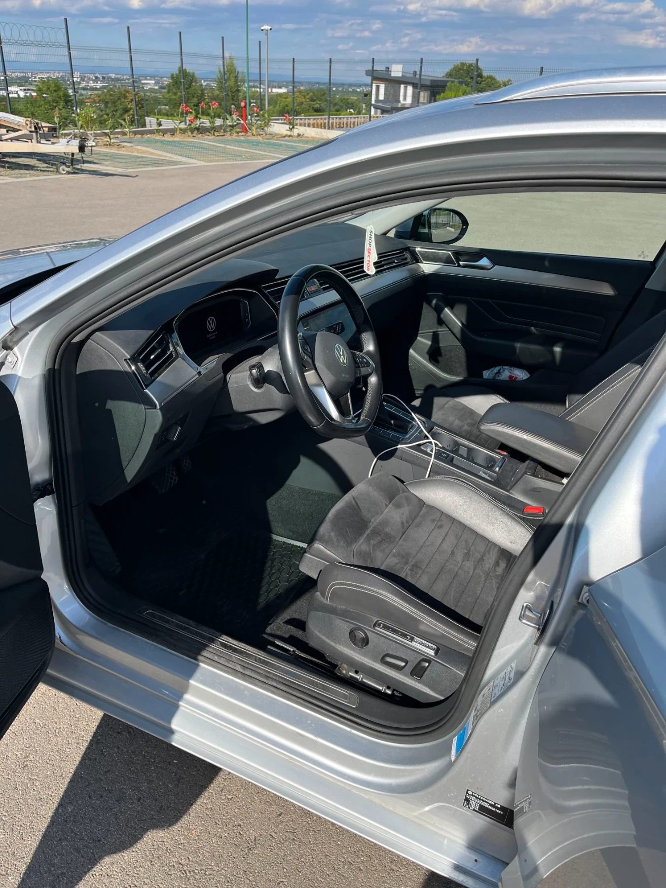 VW Passat Elegance , снимка 4 - Автомобили и джипове - 56559333