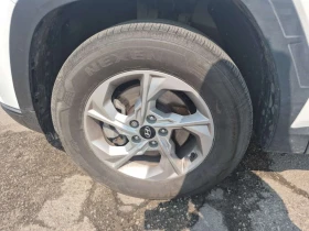 Hyundai Tucson * ESSENTIAL * CARFAX * ЦЕНА ДО БГ - 16200 € / 31684.45 лв. - 11657962 14