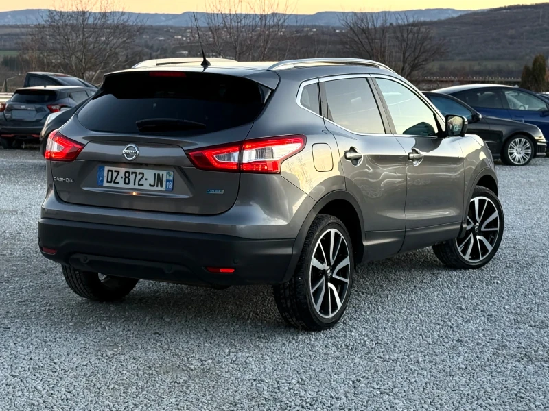 Nissan Qashqai 1.5DCi 360кам Пано Дистр Кожа Нави, снимка 2 - Автомобили и джипове - 48699735