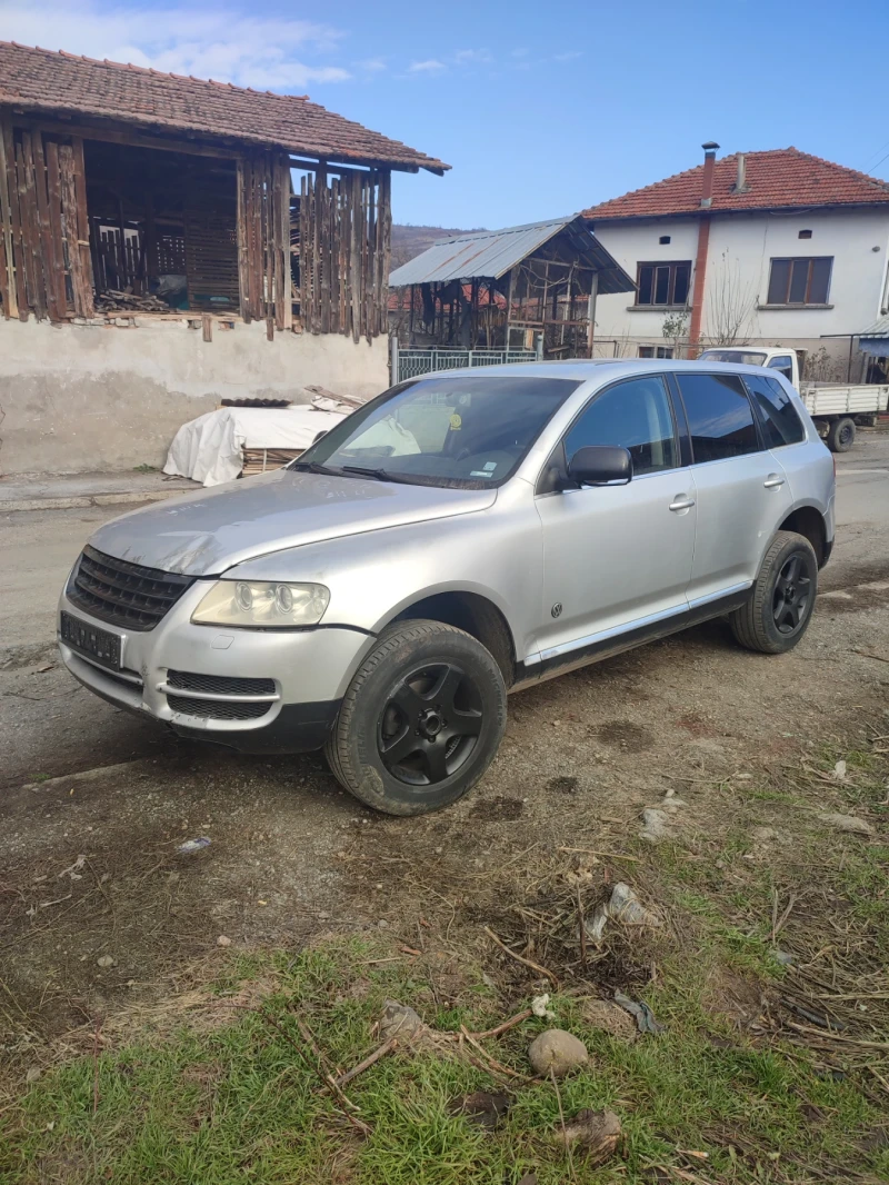 VW Touareg 2.5, снимка 1 - Автомобили и джипове - 48708513