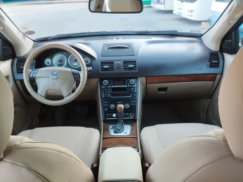 Volvo Xc90 2.4 D5 FACELIFT , снимка 10 - Автомобили и джипове - 49546111