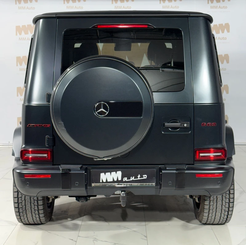 Mercedes-Benz G 63 AMG Edition 1/200* Еxclusive* Carbon* Burmester* Night, снимка 5 - Автомобили и джипове - 49475158