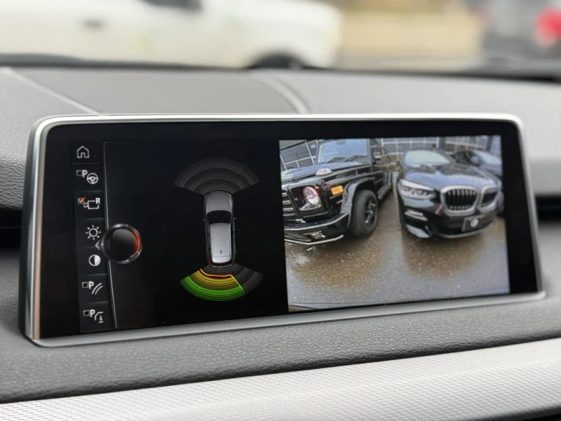 BMW X5 xDrive 35i M-Pack* HARMAN KARDON* PANO* AMBIENT* , снимка 10 - Автомобили и джипове - 53460057