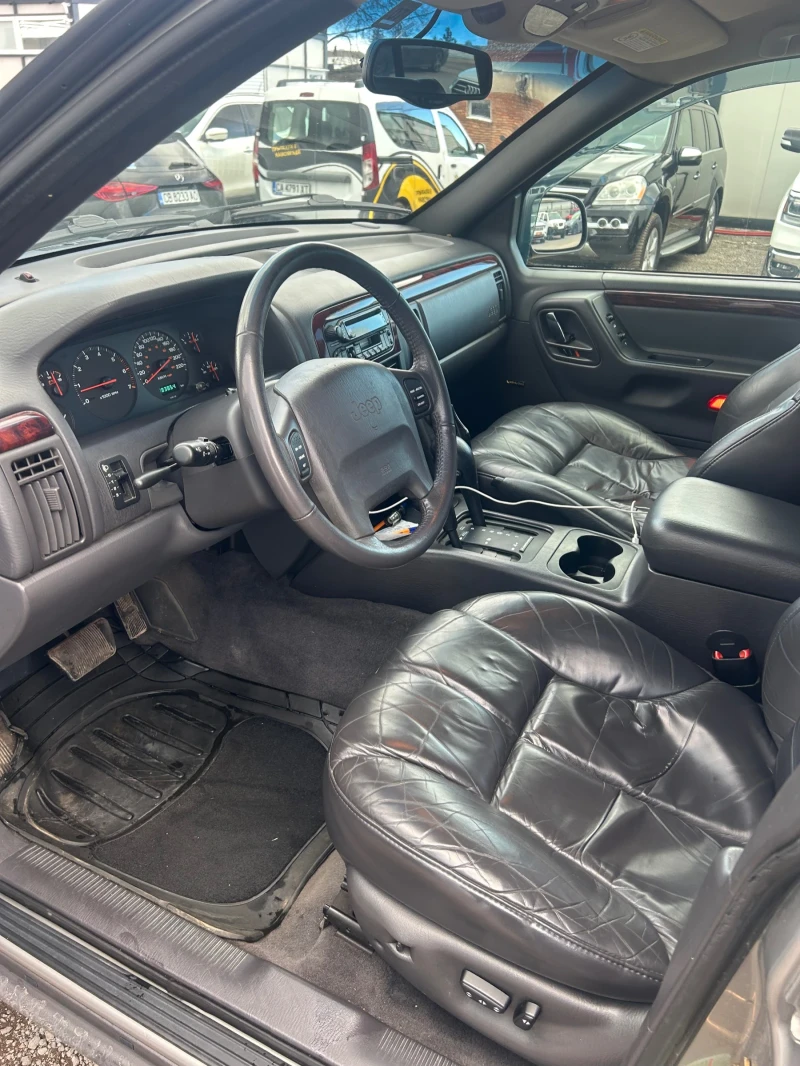 Jeep Grand cherokee 84000 км, снимка 9 - Автомобили и джипове - 53523532