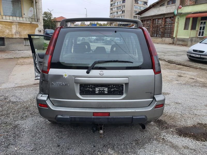 Nissan X-trail 2,2dci, снимка 12 - Автомобили и джипове - 49478376