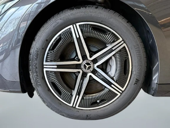 Mercedes-Benz EQE 350 4Matic = AMG Line = Premium Plus Гаранция, снимка 6 - Автомобили и джипове - 53039803