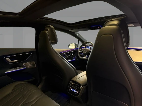 Mercedes-Benz EQE 350 4Matic = AMG Line = Premium Plus Гаранция, снимка 13 - Автомобили и джипове - 53039803