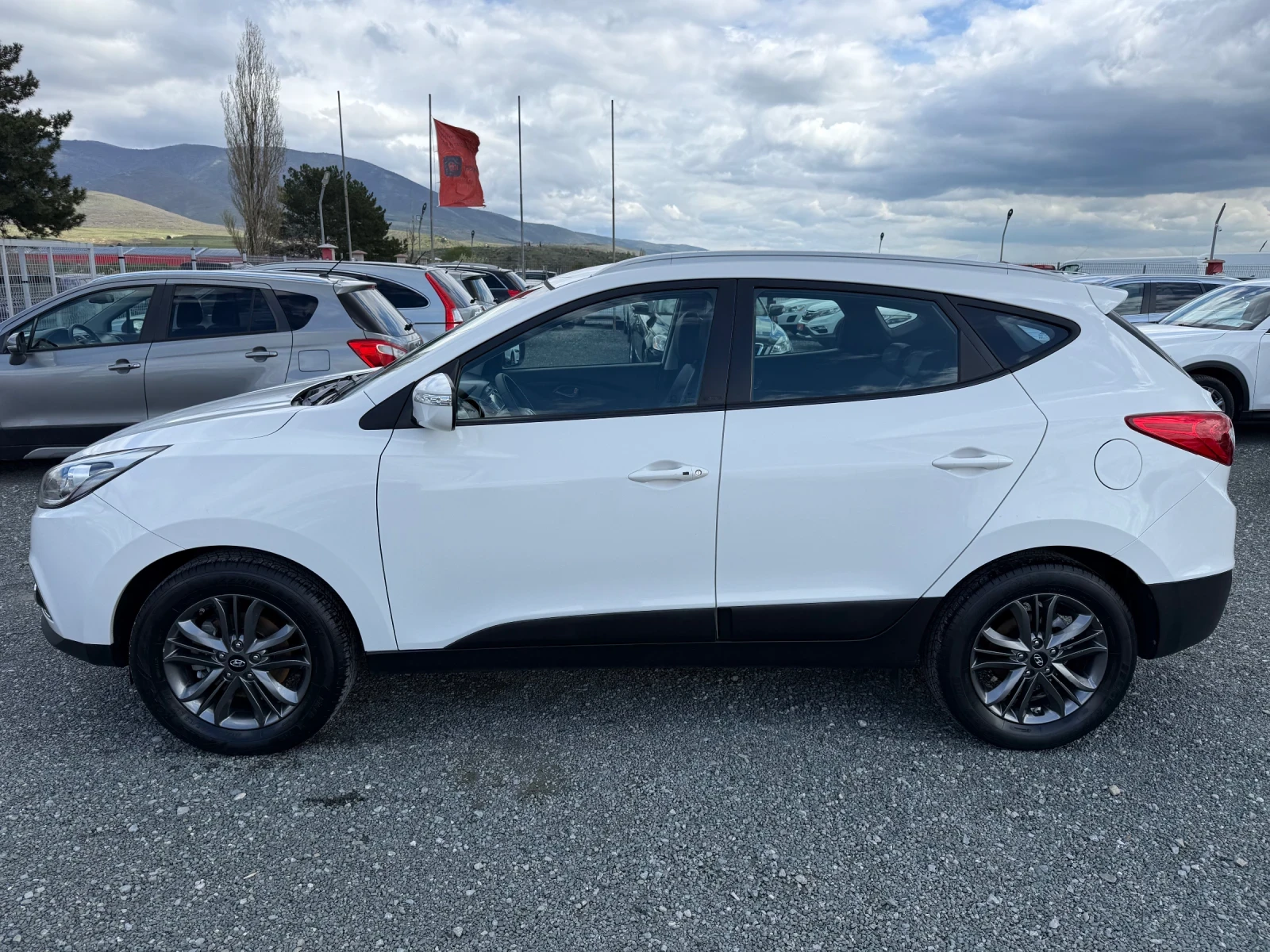 Hyundai IX35 (KATO НОВА) - изображение 10