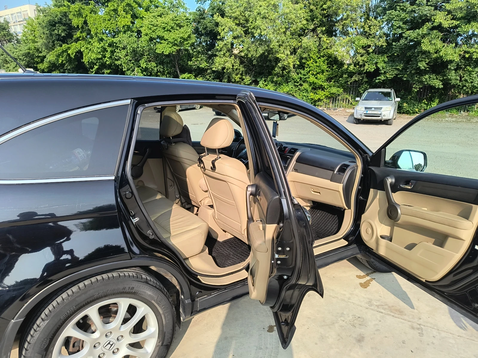Honda Cr-v 2.2 CDTi 140hp * EXECUTIVE * КОЖА * НАВИГАЦИЯ - изображение 6