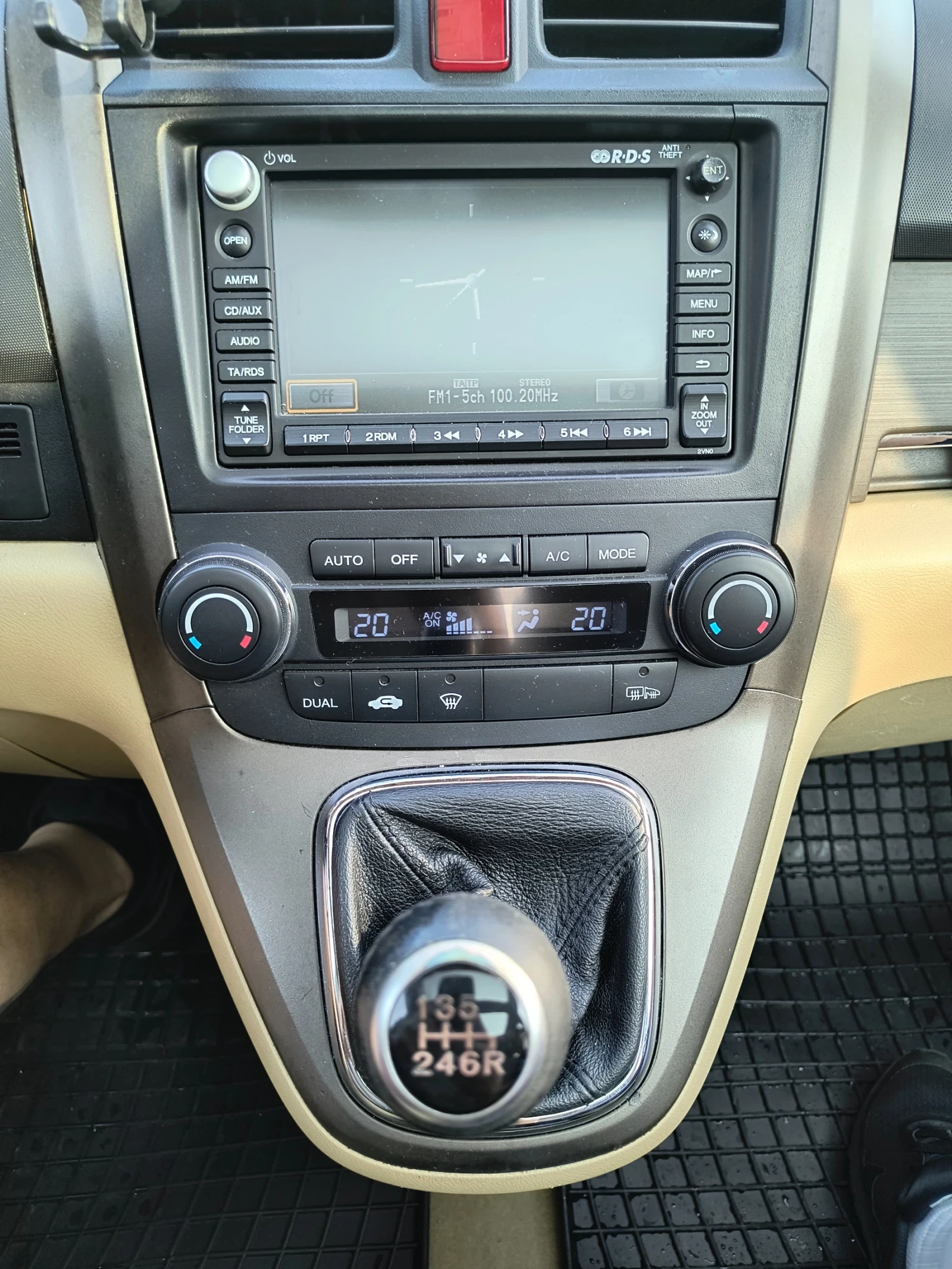 Honda Cr-v 2.2 CDTi 140hp * EXECUTIVE * КОЖА * НАВИГАЦИЯ - изображение 10