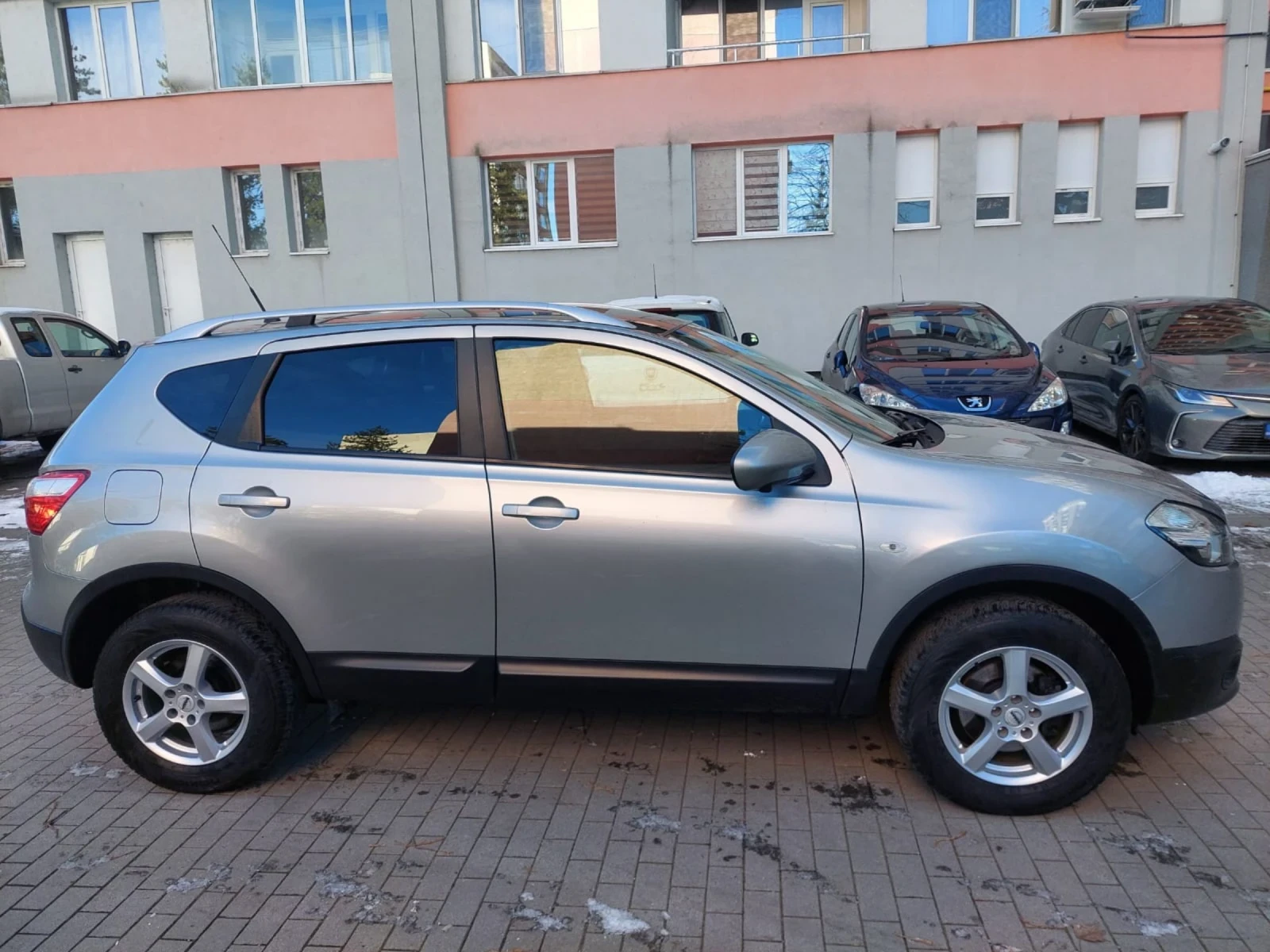 Nissan Qashqai 1.6i 101000км.FACELIFT, ТОП - изображение 8