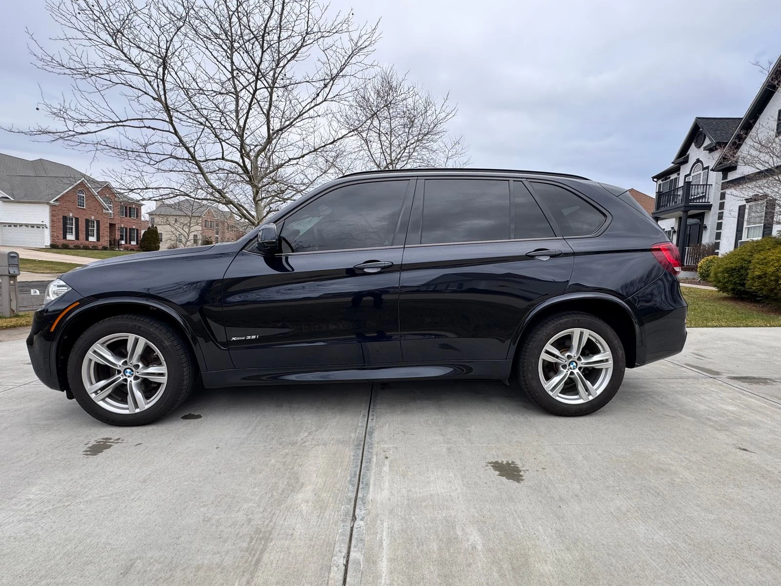 BMW X5 M* SPORT* ХЕДЪП* ПОДГРЕВ* КАМЕРА* КЕЙЛЕС*  - изображение 5