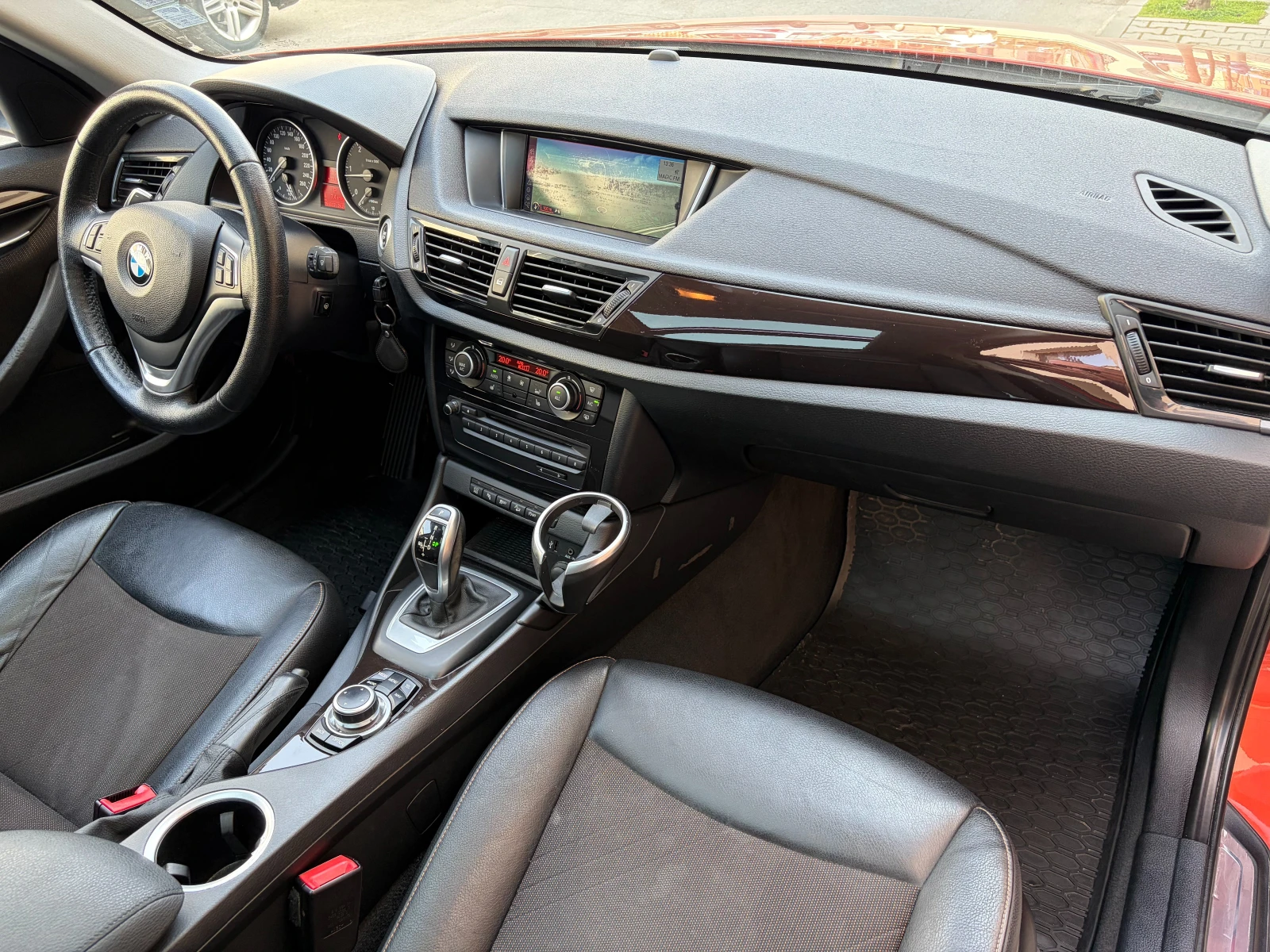 BMW X1 2.5d xDrive xLine Facelift, снимка 17 - Автомобили и джипове - 53879462