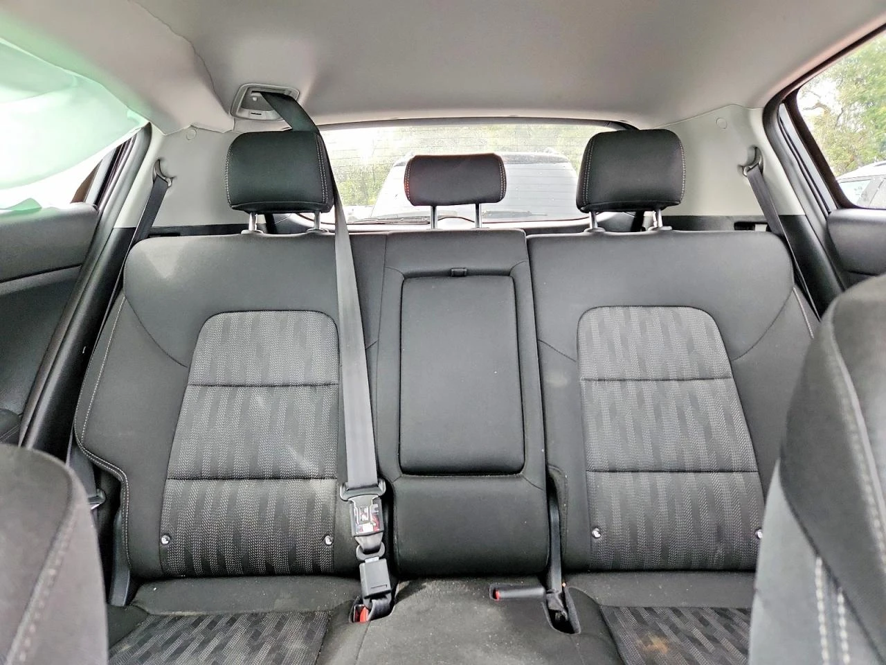 Kia Sportage 2.4l Lx, снимка 10 - Автомобили и джипове - 54072343