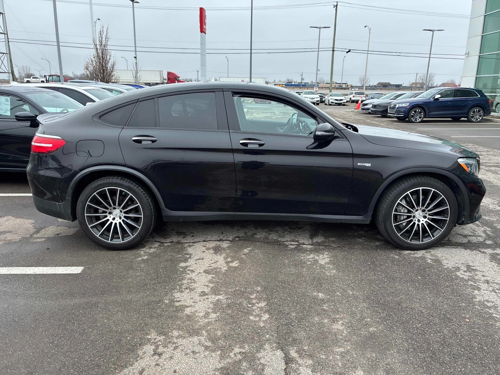 Mercedes-Benz GLC 43 AMG * * CARFAX * * АВТО КРЕДИТ * * , снимка 4 - Автомобили и джипове - 54306833