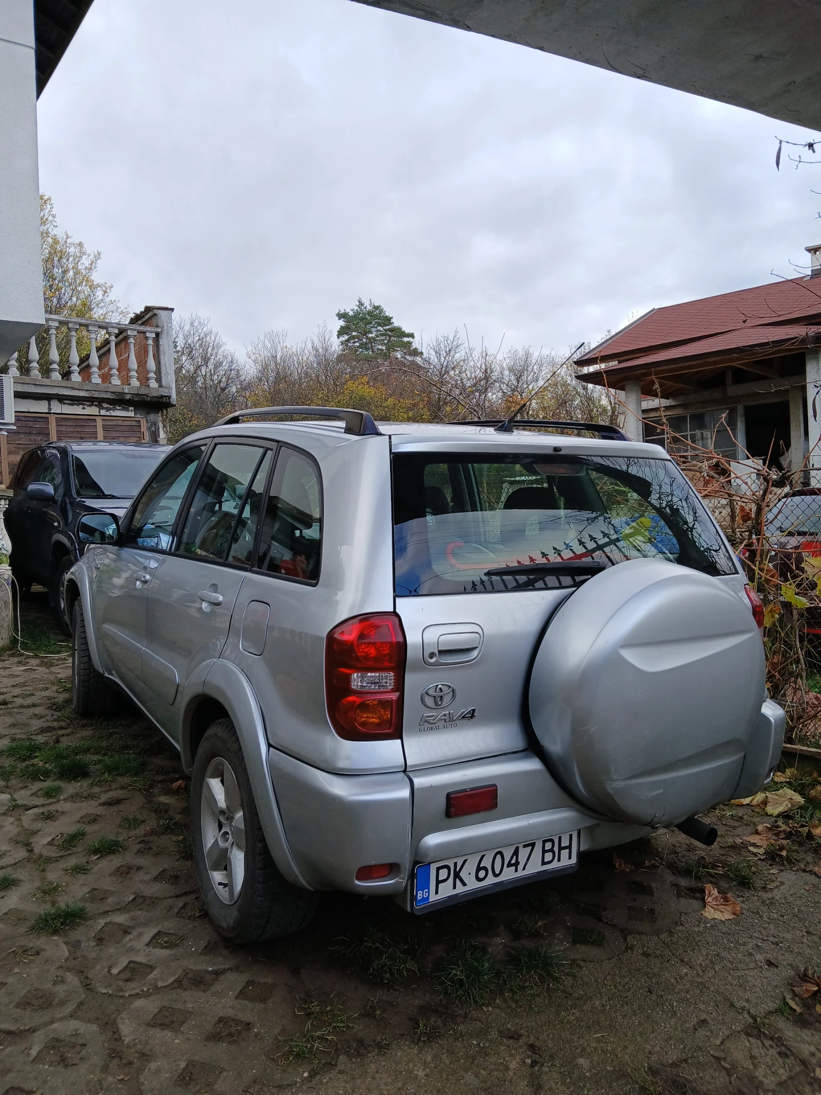 Toyota Rav4, снимка 3 - Автомобили и джипове - 55593282